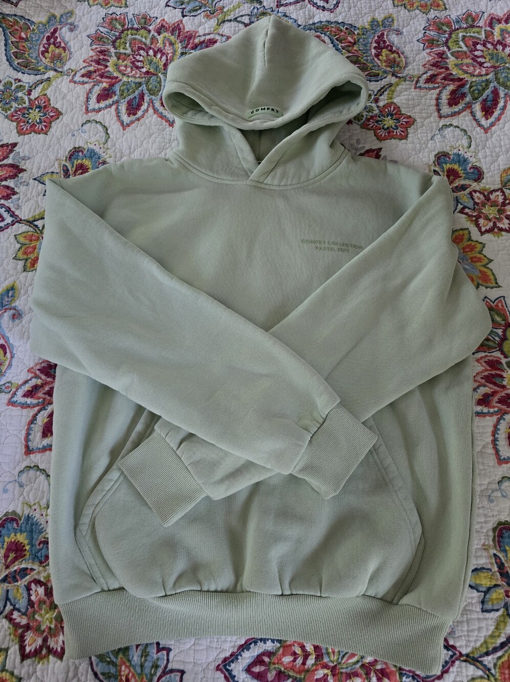Set Of Comfort Collection Pastel Mint Jogger Pants & Hoodie - Picture 4 of 11